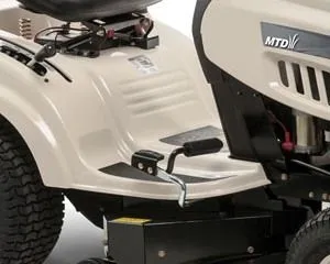 Садовый трактор MTD DL 92 H 13H2715E677