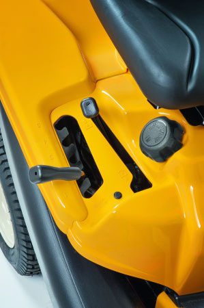 Райдер Cub Cadet 114 HA 13A221HD603 Райдер Cub Cadet 114 HA 13A221HD603